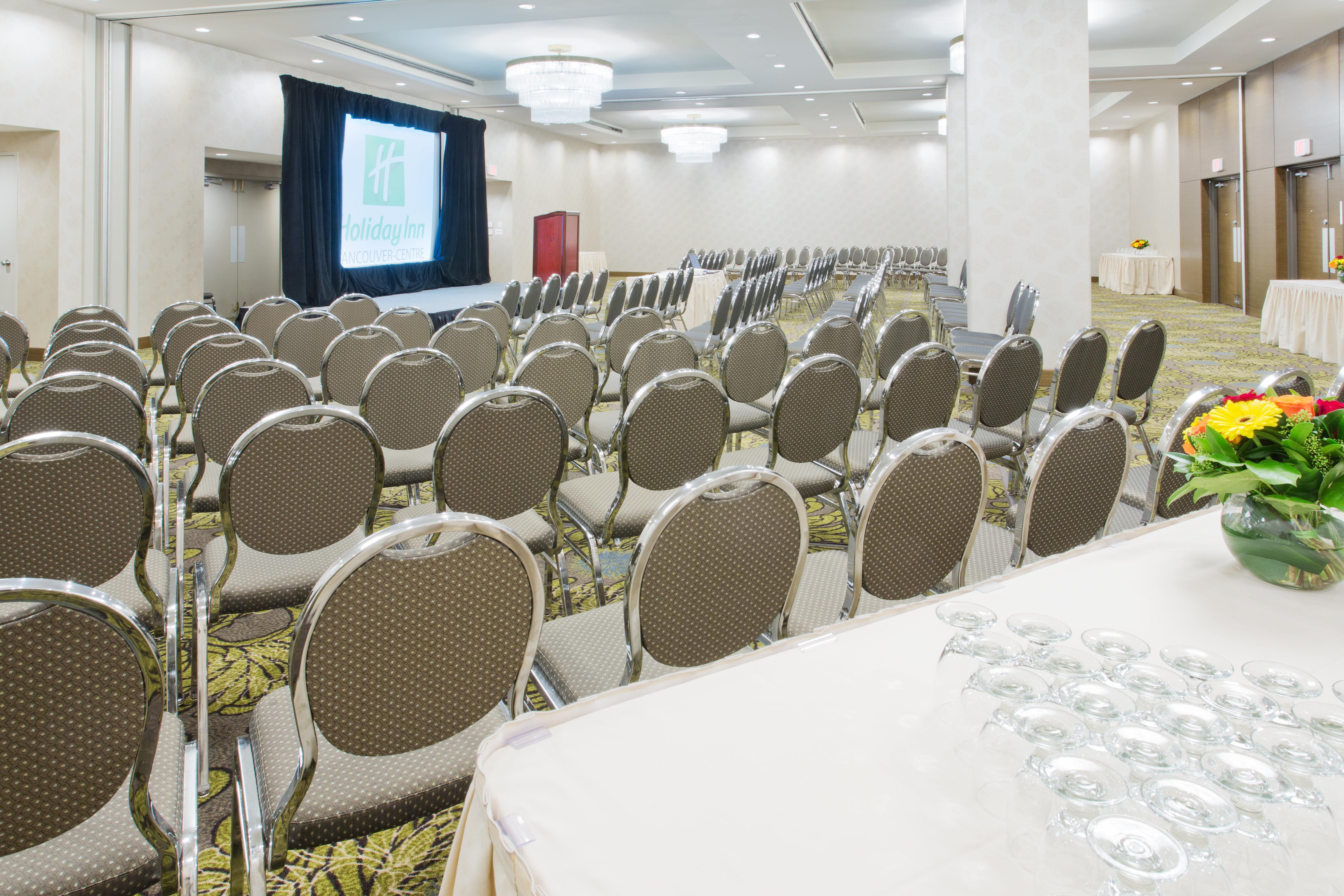 Holiday Inn Vancouver-Centre Broadway By Ihg Zewnętrze zdjęcie