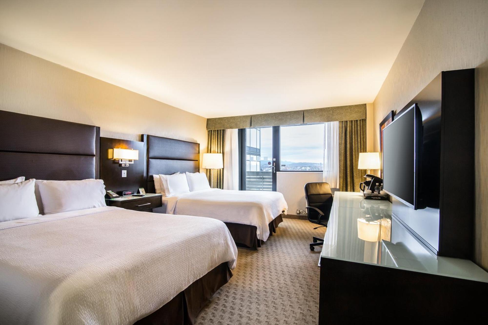 Holiday Inn Vancouver-Centre Broadway By Ihg Zewnętrze zdjęcie