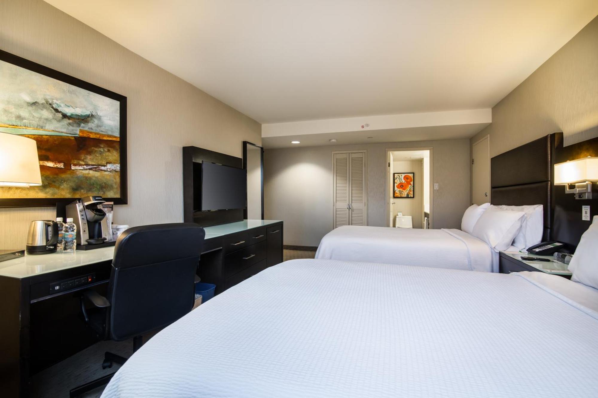Holiday Inn Vancouver-Centre Broadway By Ihg Zewnętrze zdjęcie