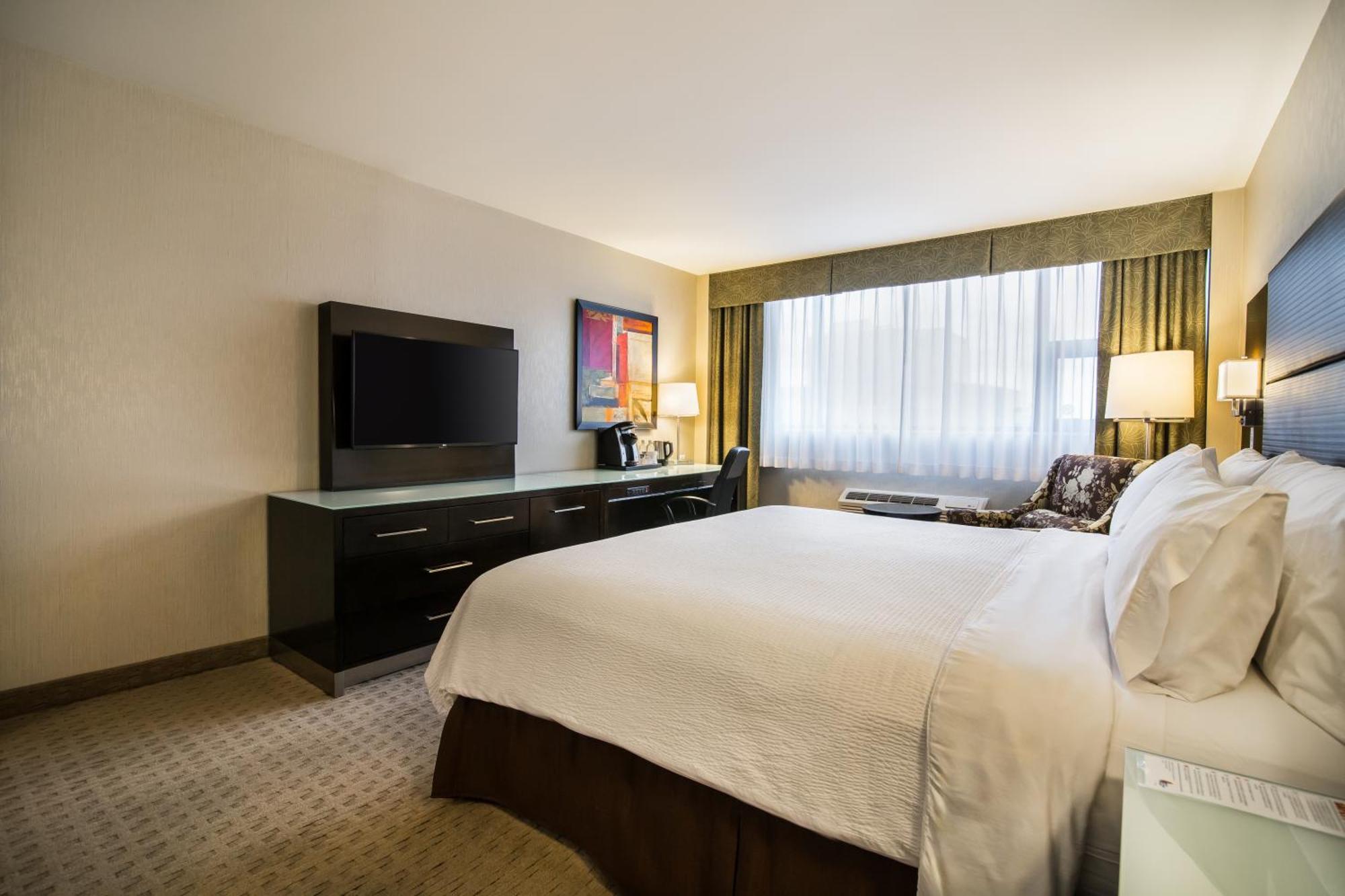 Holiday Inn Vancouver-Centre Broadway By Ihg Zewnętrze zdjęcie
