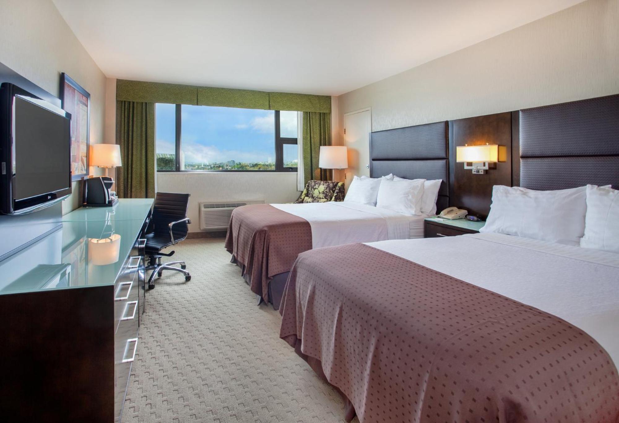 Holiday Inn Vancouver-Centre Broadway By Ihg Zewnętrze zdjęcie